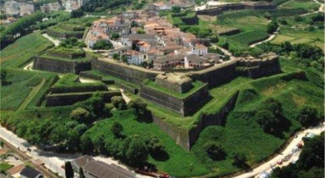 Apartamento Reguino Al Mar A Guarda Bagian luar foto